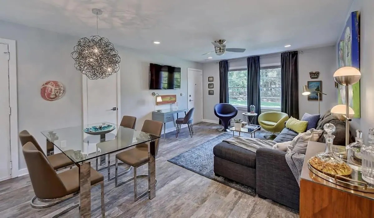 Spacious Conveniently Located 1Br In Myers Park Charlotte United States