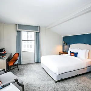 4* Hotel Dunhill
