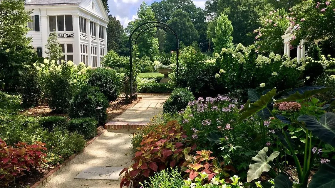 Holiday home Spacious Conveniently Located 1Br In Myers Park Charlotte United States